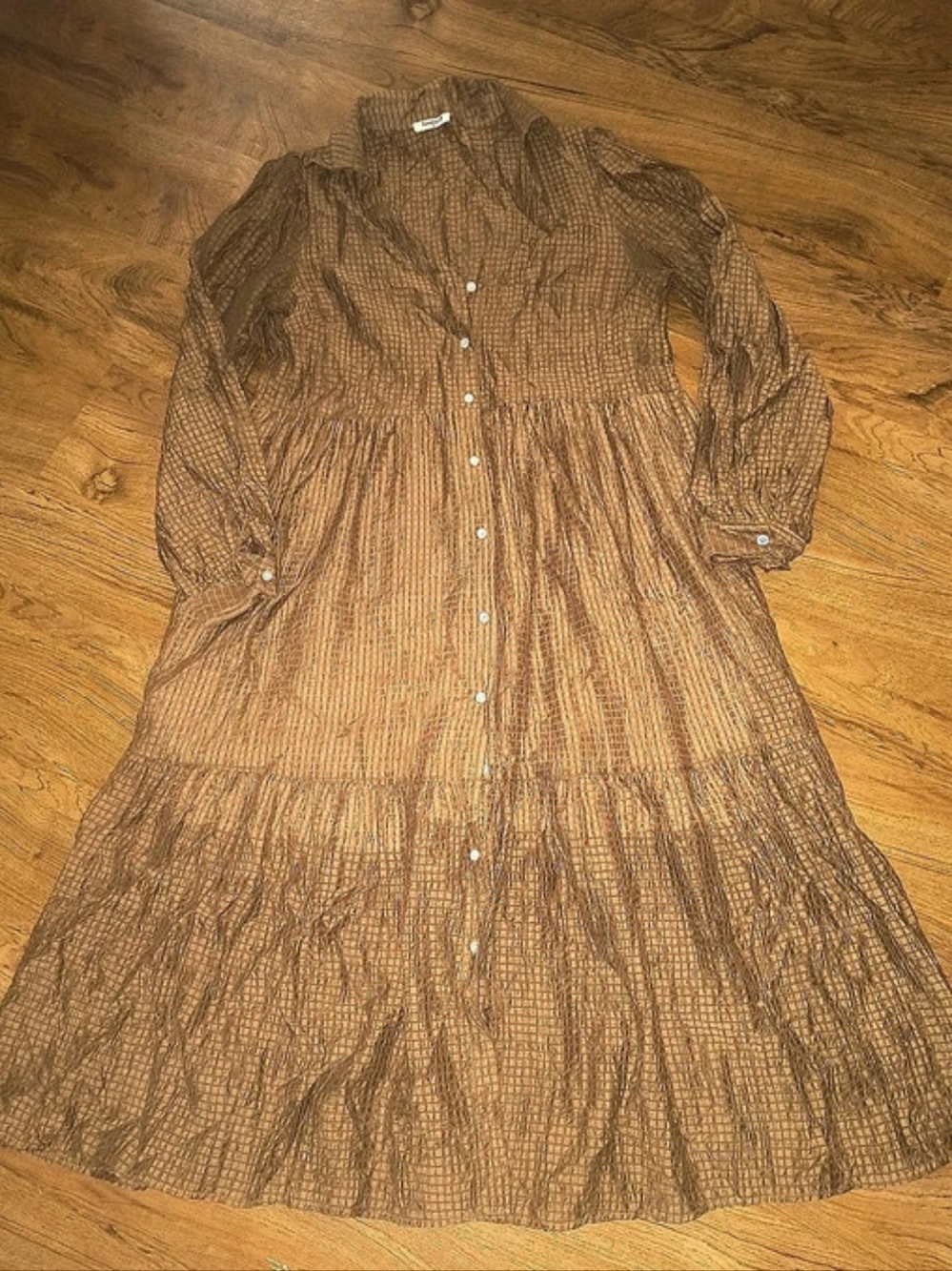 Sunday Up Textured Midi Dress in Brown Like New